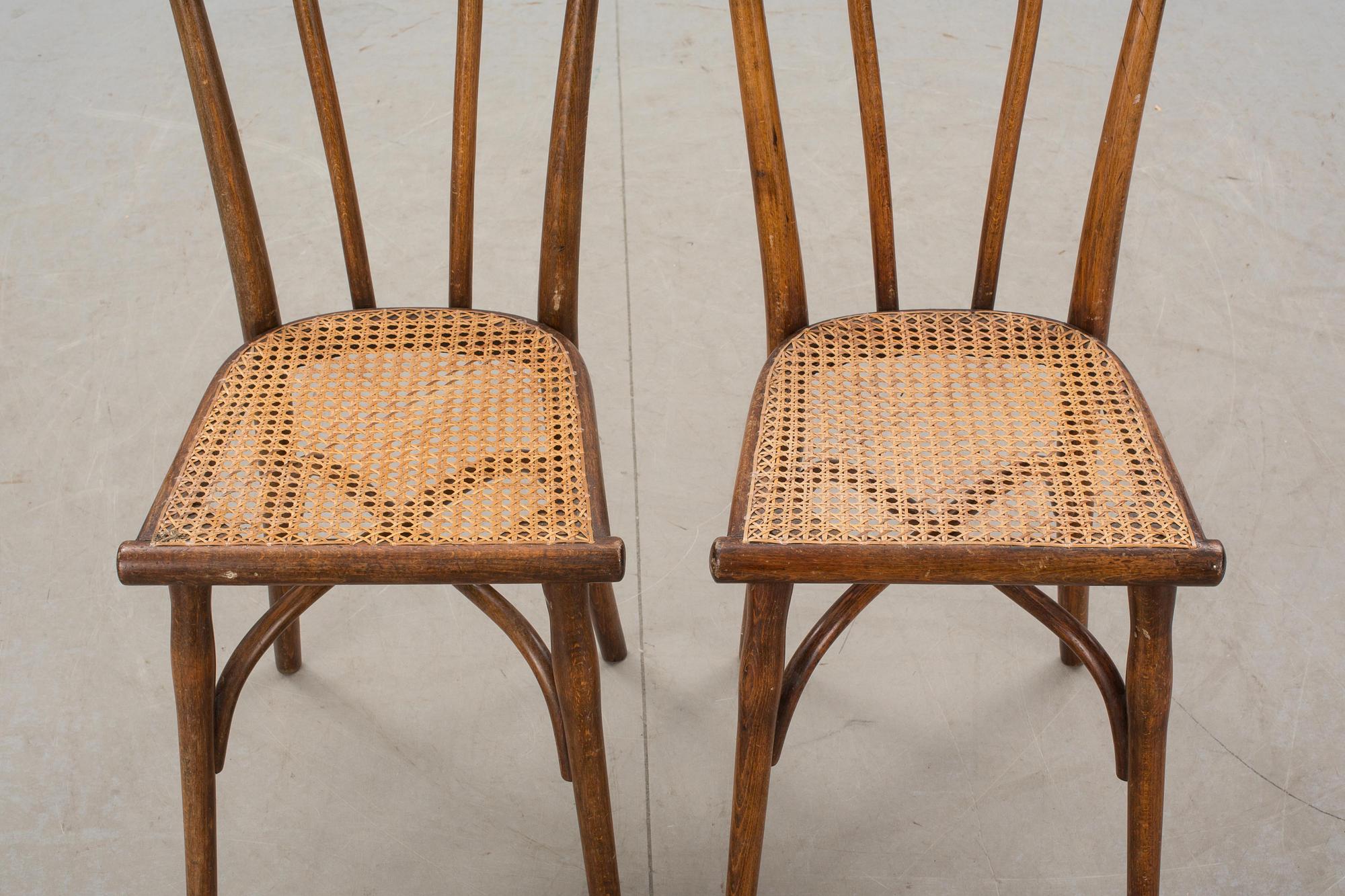 STOLAR, ett par, Thonet, 1900-talets första hälft.