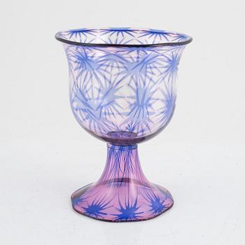 Eva Englund, a 'graal' glass bowl, Orrefors Gallery 1982.