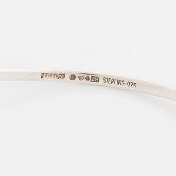 Silver and rock crystal necklace.