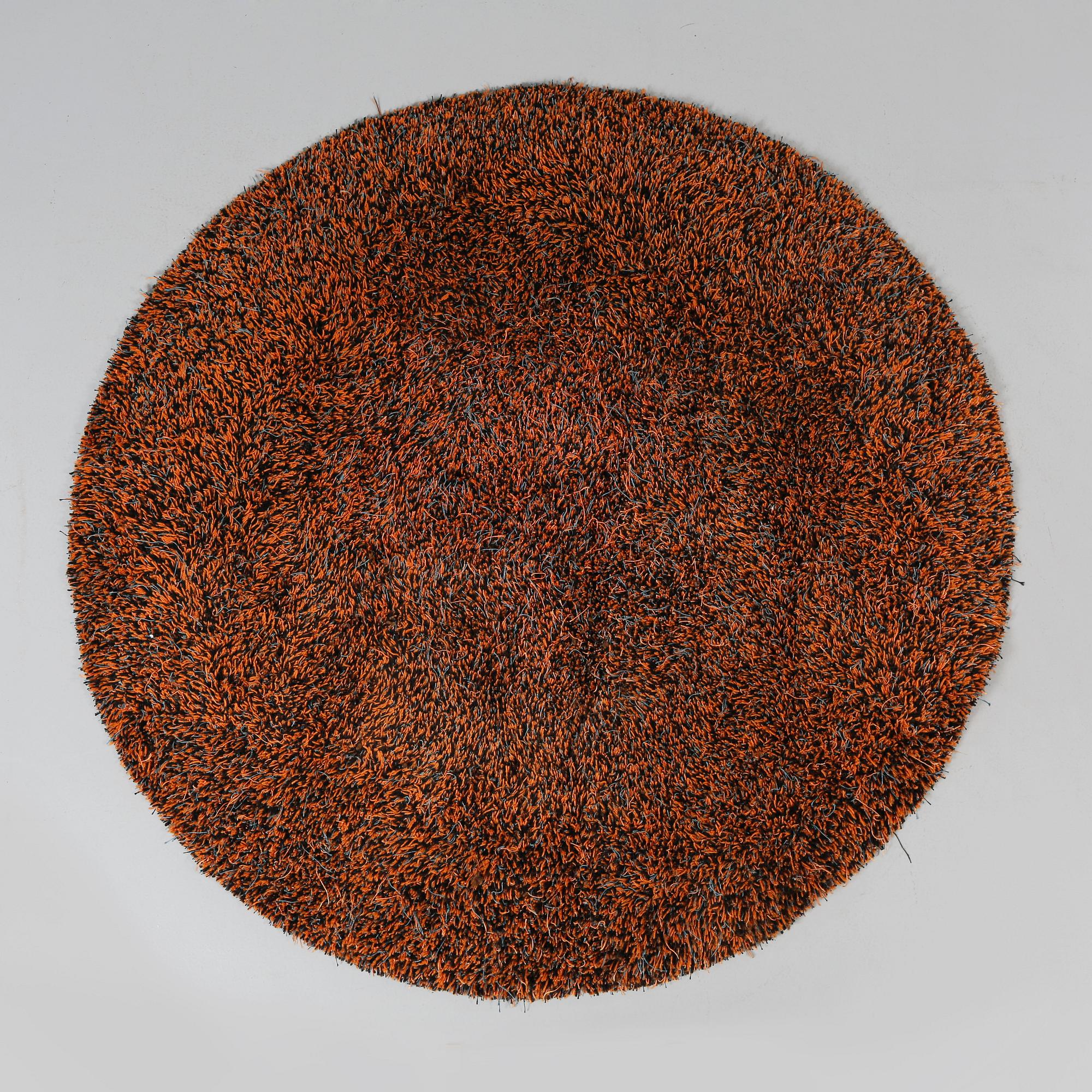 MATTA, rya, "Tekla", Kasthall, 2000-tal, ca 200 x 200 cm.
