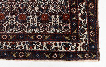 An antique/semi-antique Abadeh rug, Western Iran, c. 202 x 150 cm.