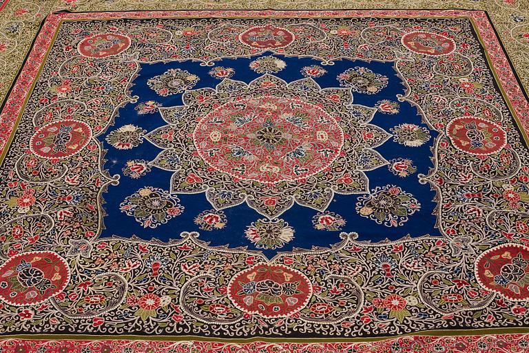 AN EMBROIDERY, a semi-antique Rascht, Persia (Iran), ca 312,5 x 311 cm.