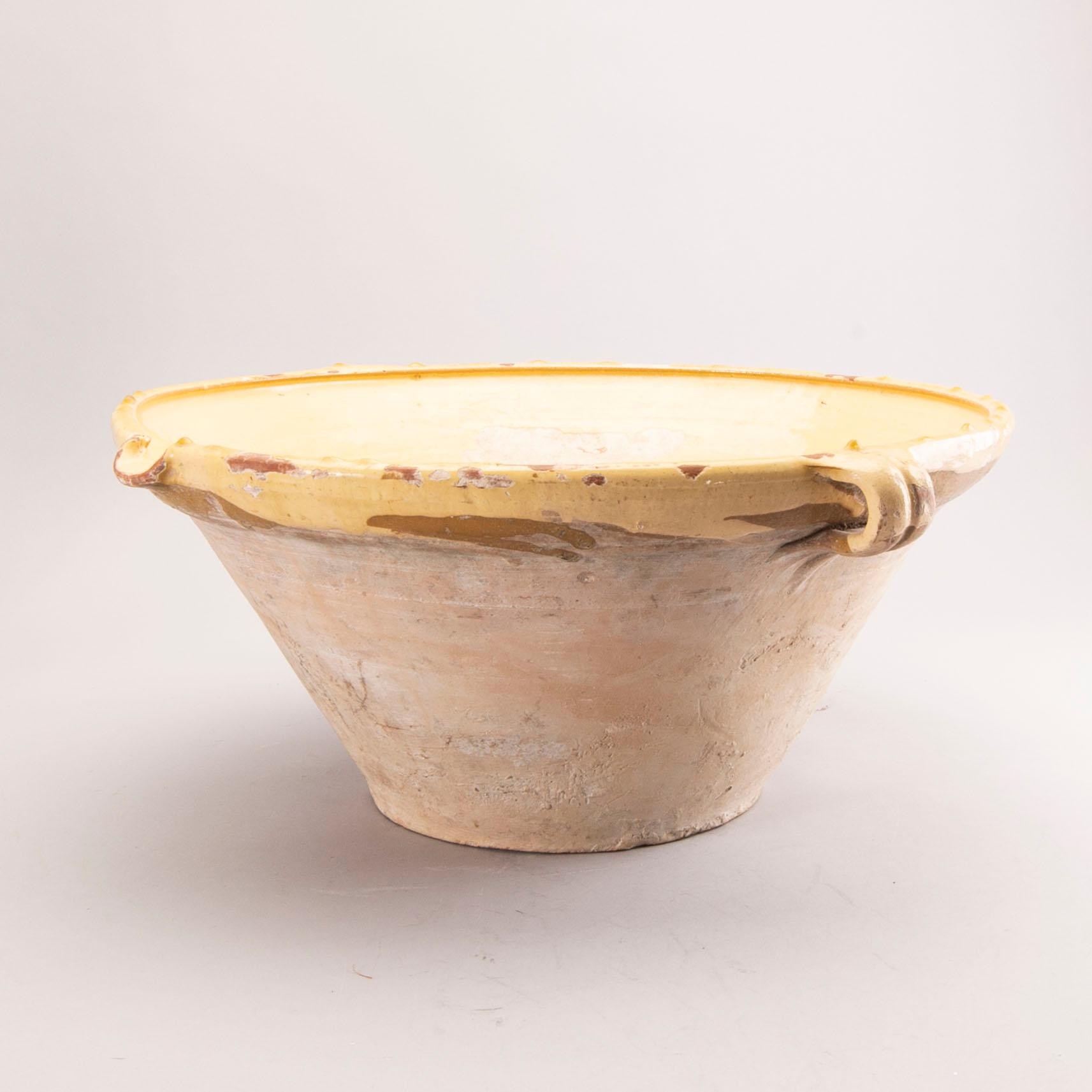 A French bowl, glazed earthenware, around 1900.