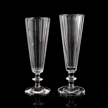 ELIS BERGH, glasservis, 28 delar, "Karlberg". Kosta, 1900-talets andra hälft.