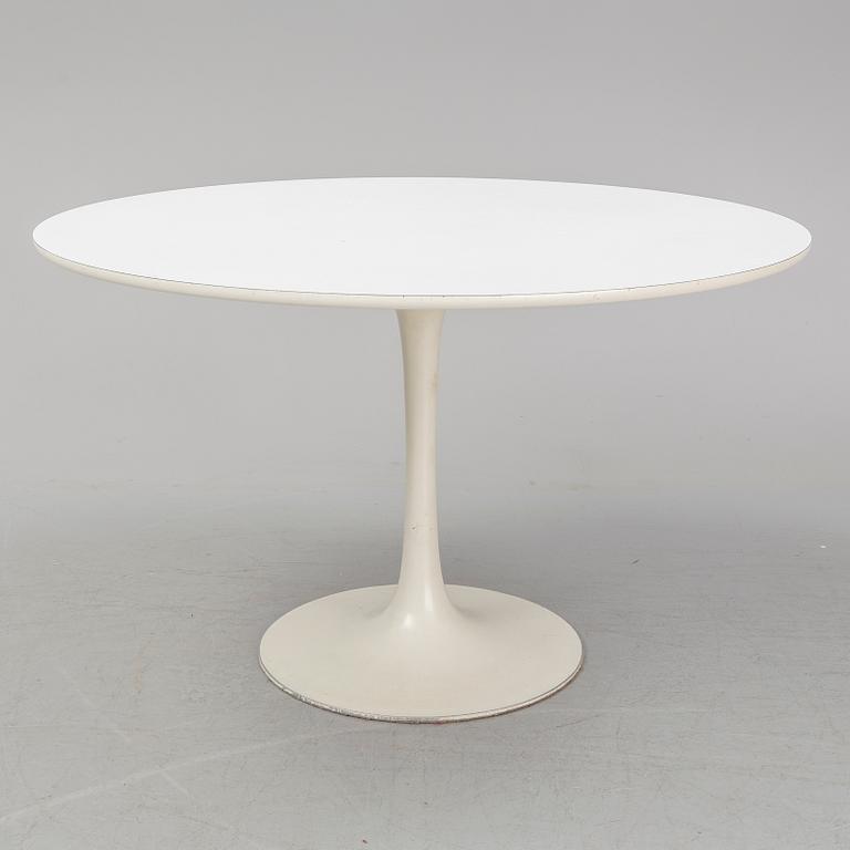 EERO SAARINEN, bord, "Tulip", Arkana.