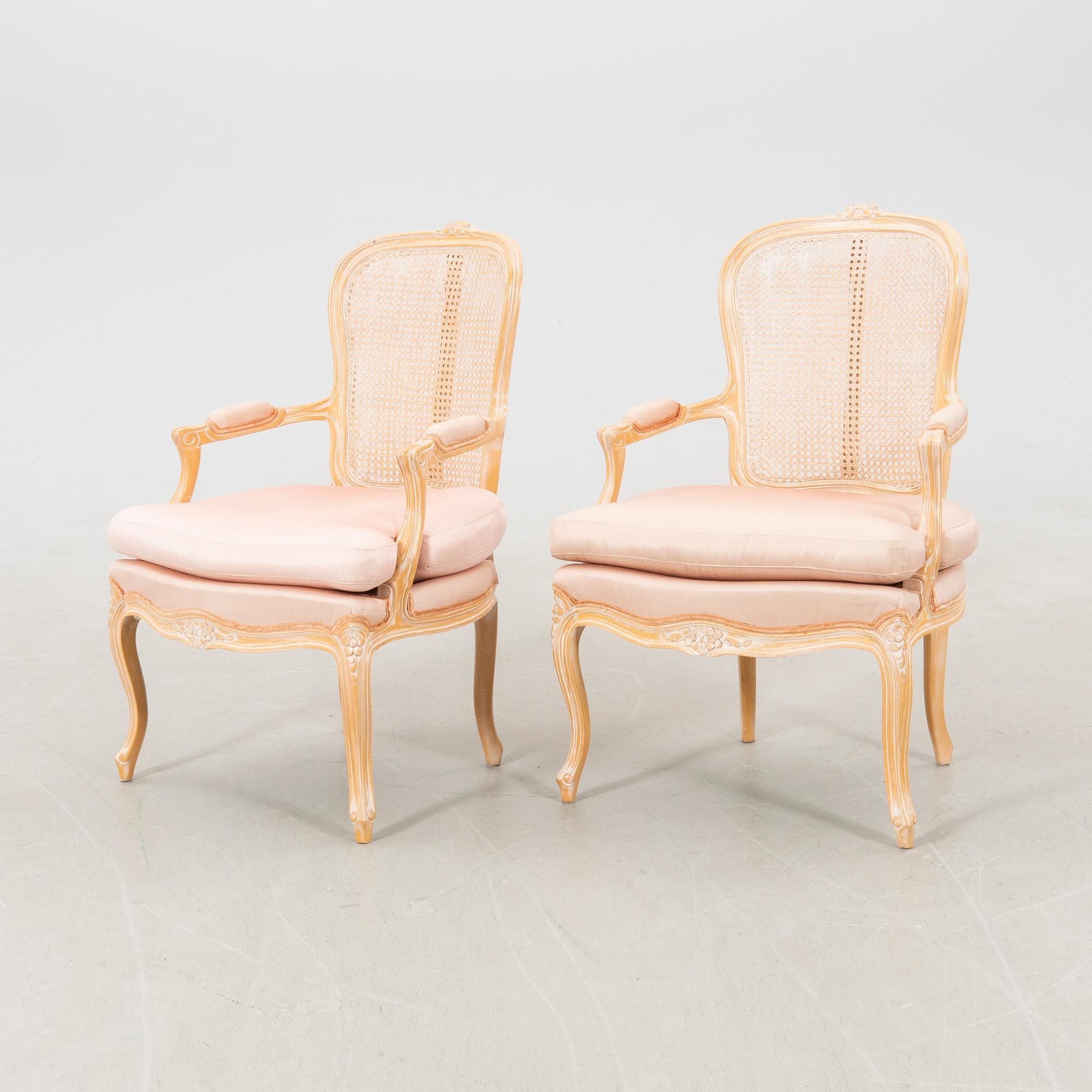 Armchairs, a pair, Rococo style, late 20th century.