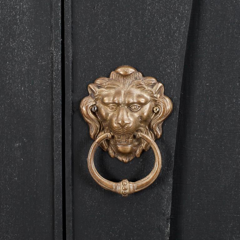 LINNESKÅP, 1900-talets början.