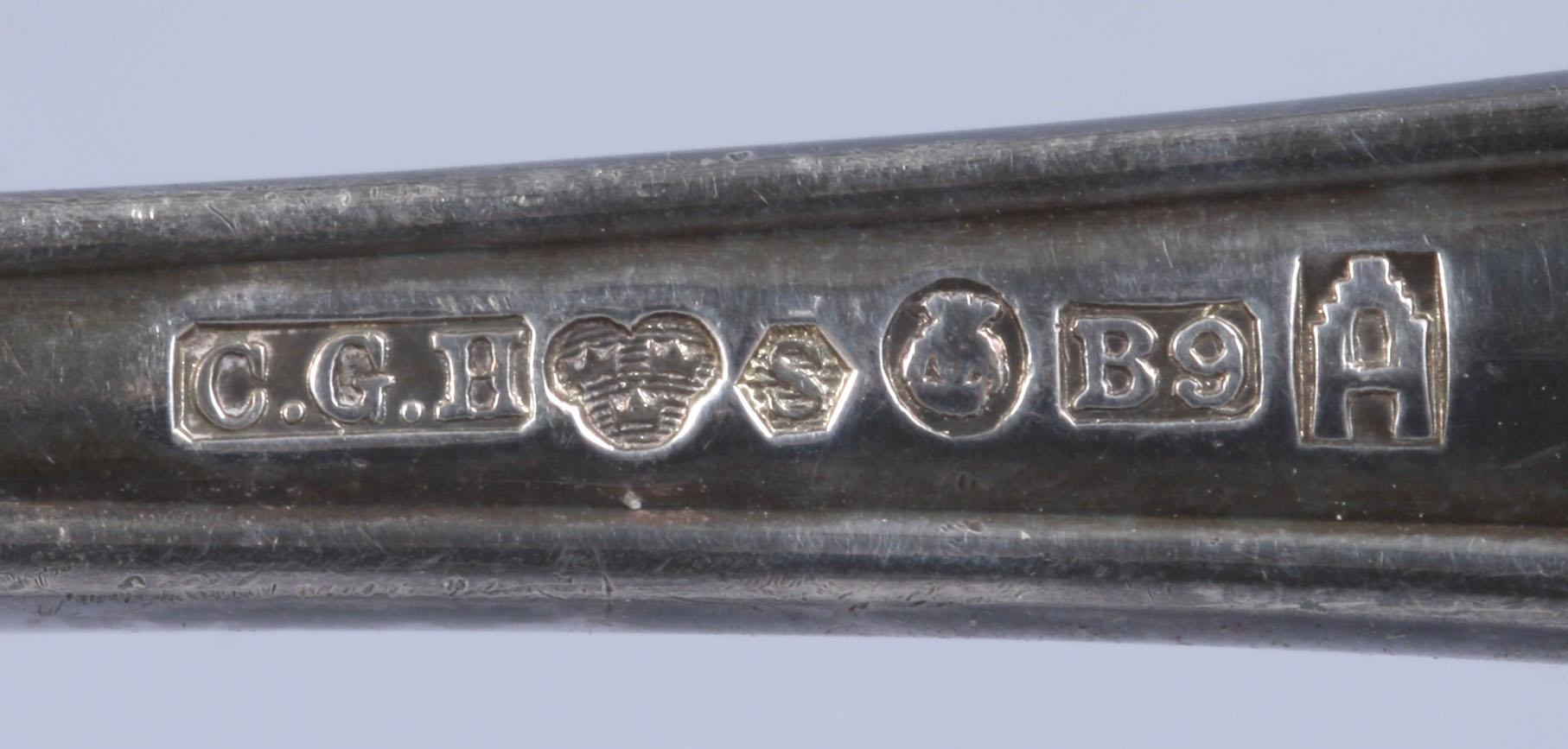 MATGAFFLAR, 12 st, silver, "Svensk Spetsig", CGH, Stockholm, 1952. Tot vikt 825 g.