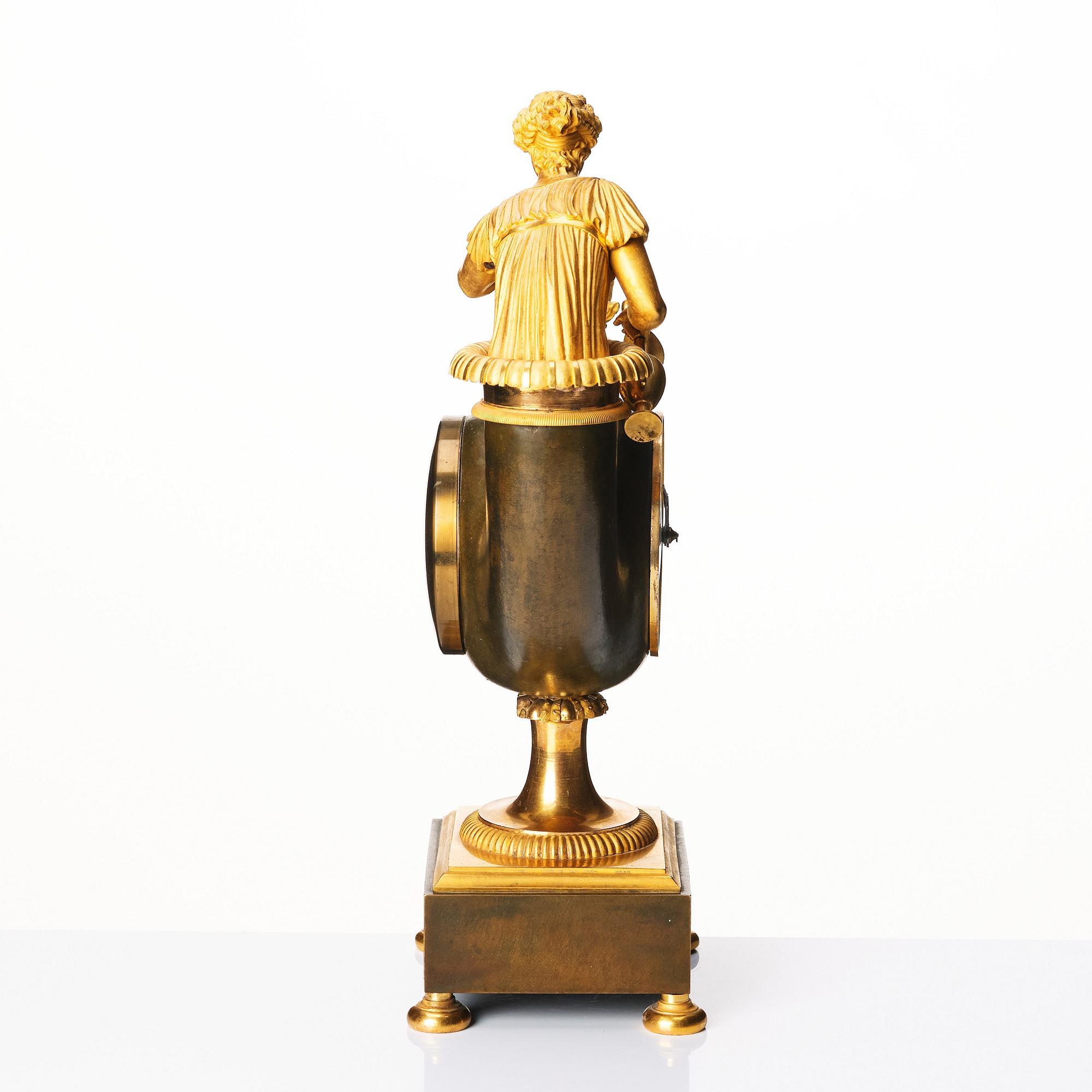 Bordspendyl, av Wilhelm Pauli (urmakare i Stockholm 1795-ca 1810), Empire.