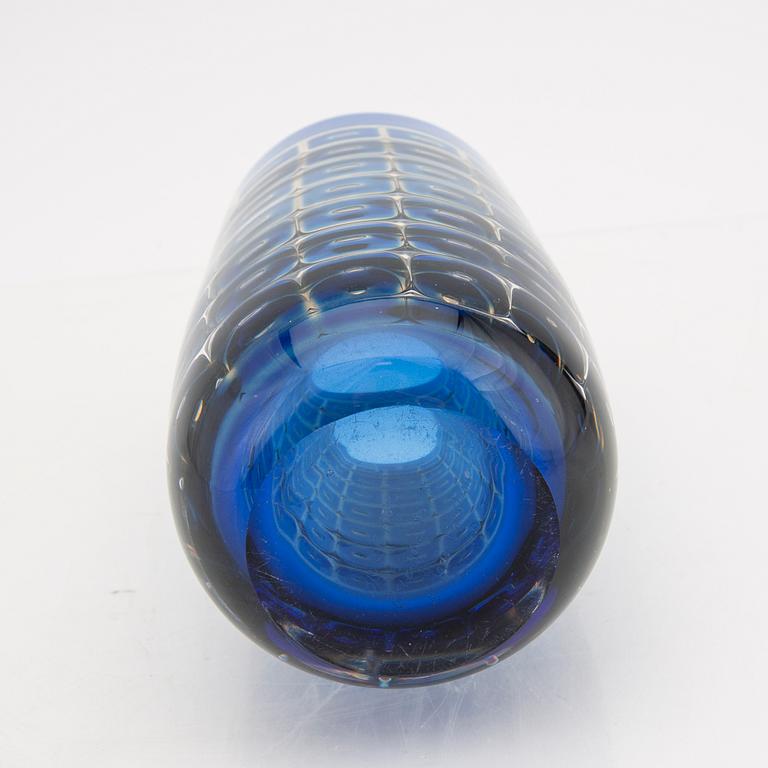 Edvin Öhrström, a signed Ariel 1955 glass vase Orrefors.