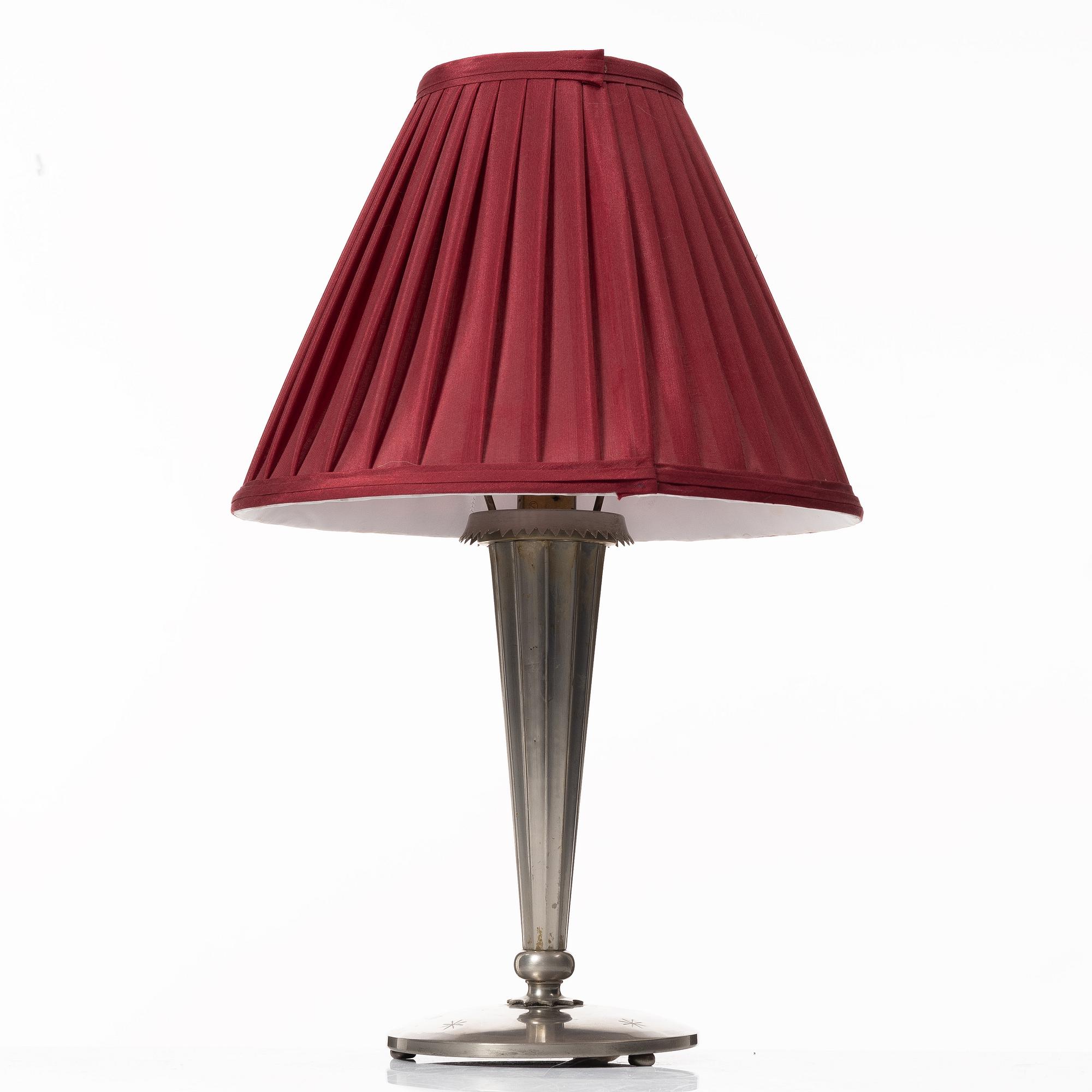 Harald Notini, a Swedish Grace table lamp model "6913", Arvid Böhlmarks Lampfabrik, Stockholm, 1920s.
