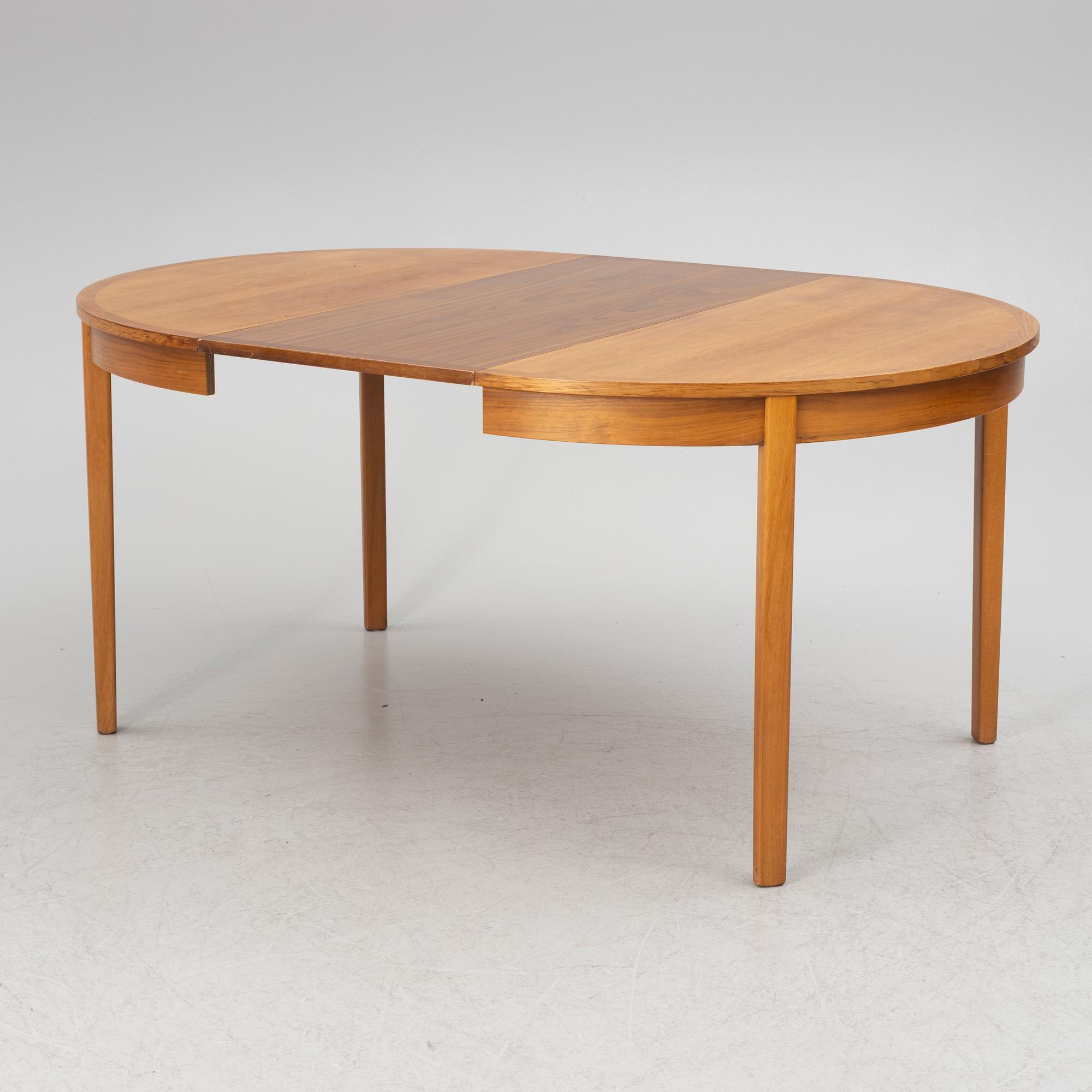 A dining table, second half of the 20th century.