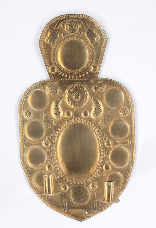 LJUSPLÅTAR, ett par, barockstil, 18/1900-tal.