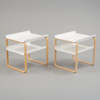 ALVAR AALTO, sidobord, ett par, modell 915, Artek.
