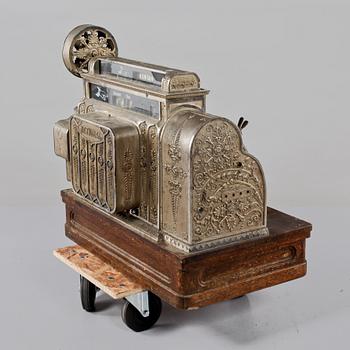 KASSAAPPARAT, National, 1900-talets första kvartal.
