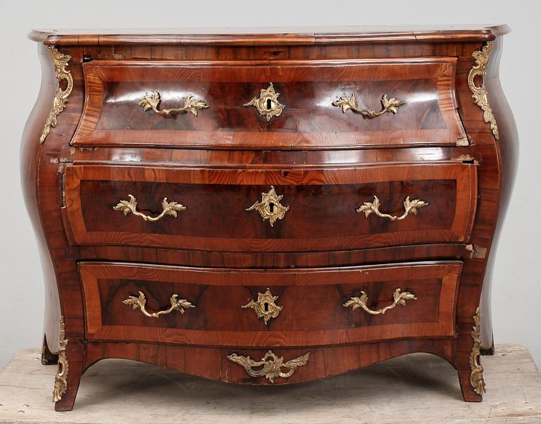 BYRÅ, rokoko, 1700-talets andra hälft.