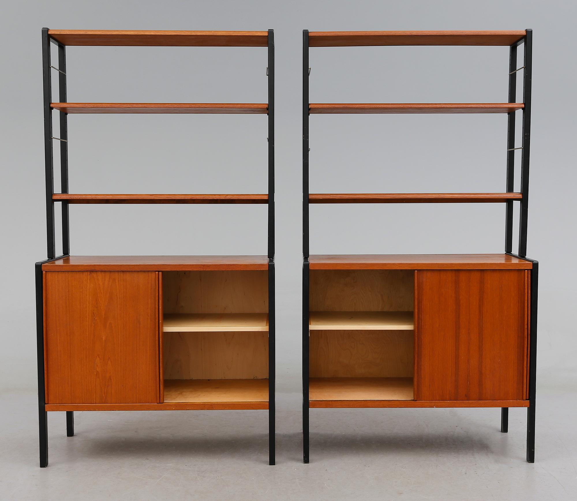BOKHYLLOR, 1 par, "Variett", Bertil Fridhagen, Bodafors, 1957.