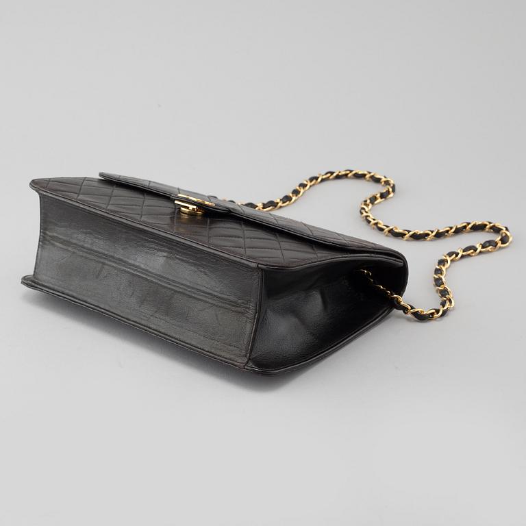 CHANEL, "Flap Bag" väska.