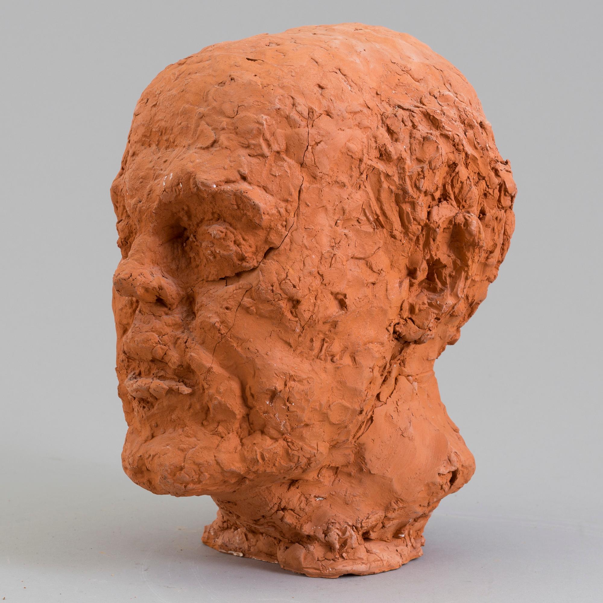 ASMUND ARLE, Skulptur, terracotta, signerad Asmund Arle och daterad 1977.