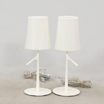 Ludovica and Roberto Palomba, a pair of table lamps "Birdie", Foscarini contemporary.