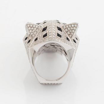 A Cartier Panthère ring.