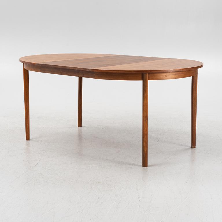 A teak dining table, second part of the 20th Century.