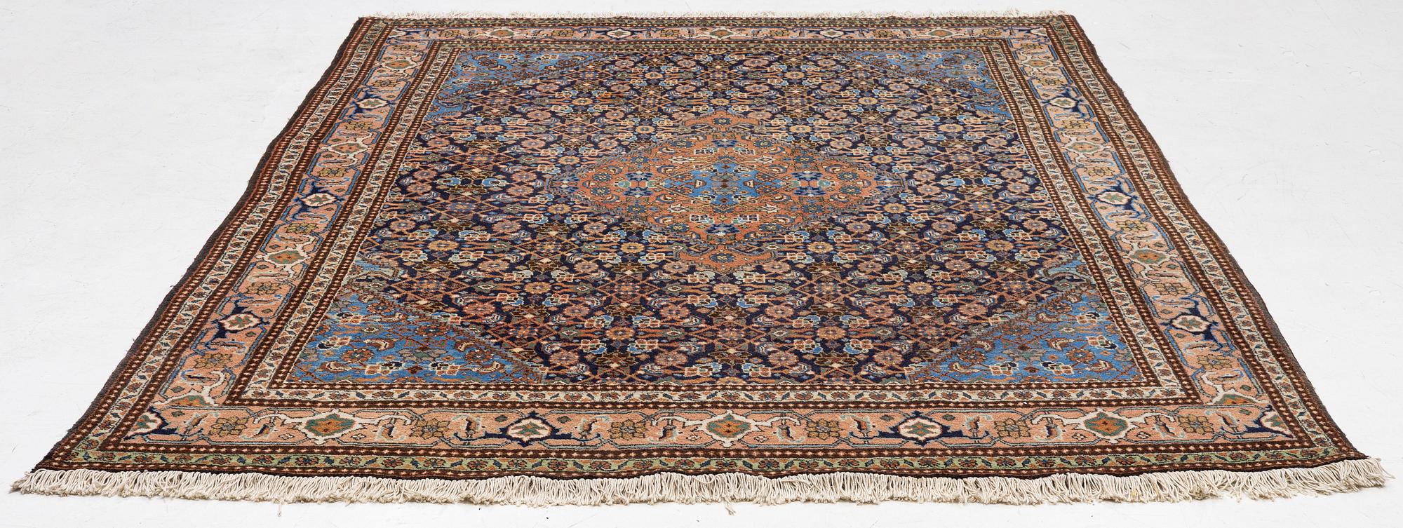 Rug, approximately 320 x 240 cm.