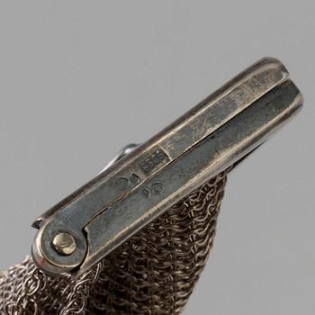 AFTONVÄSKA SAMT PORTMONNÄER, 3  stycken, silver, 1900-talets första hälft.