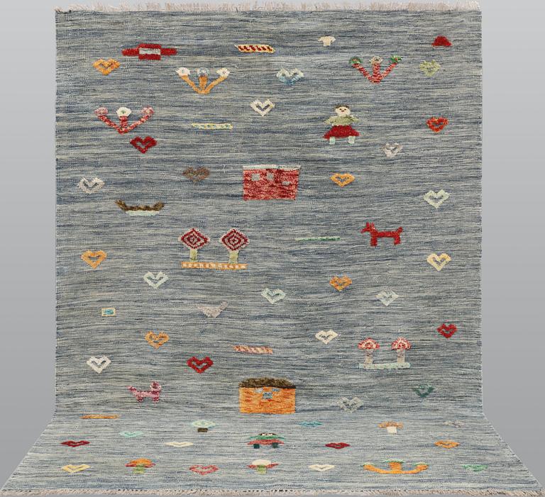 A Kelim carpet, figural, c. 236 x 171 cm.