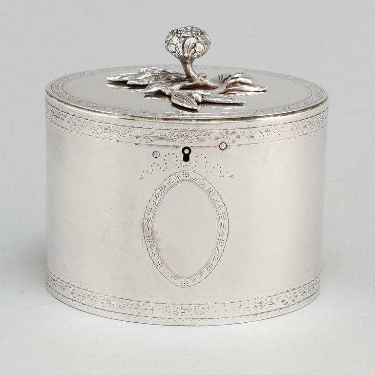 An English 18th century silver tea-box, mark of Joseph Preedy probably.