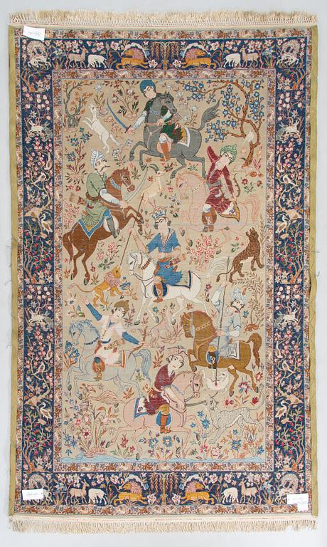 A semi-antique Isfahan rug, central Persia, approx. 243 x 151 cm.