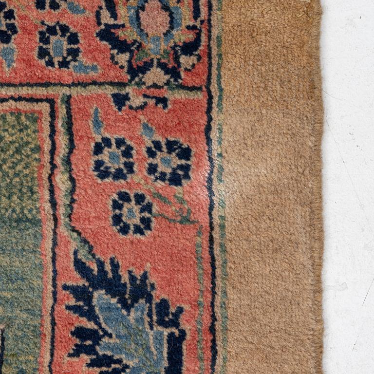 Matta, Heris, ca 600 x 390 cm.