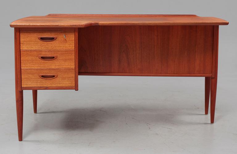 SKRIVBORD, Lelångs Möbelfabrik, Bengtsfors, 1950/60-tal.