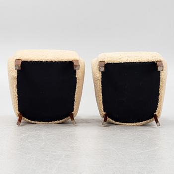 A pair of Danish Modern armchairs, 1940's/50's.