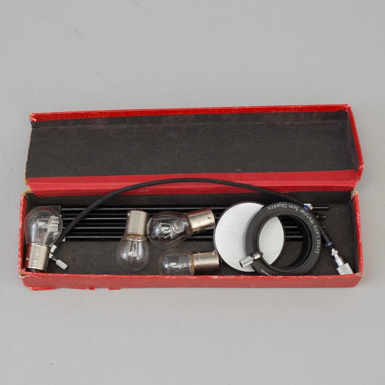 A Leica Leica IIIf no 527327 from 1951. With Elmar f=5 cm 1:3,5, Summarit f=5 cm 1:1,5 and more.