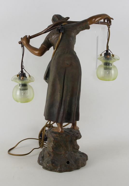 BORDSLAMPA, 1900-talets början.