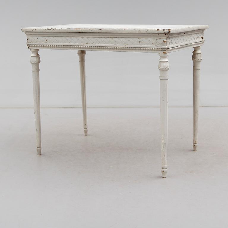 VÄGGBORD, gustaviansk stil, 1800-talets andra hälft.