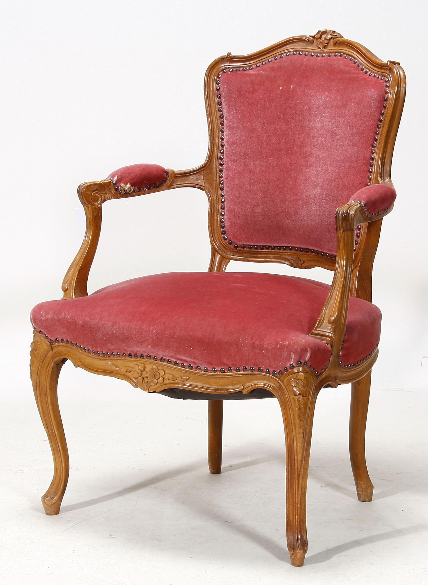 KARMSTOL, rokokostil, 1900-talets andra hälft.