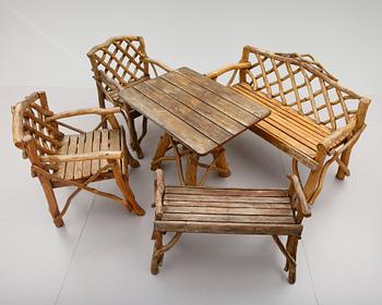 TRÄDGÅRDSMÖBEL, 5 delar, 1900-talets mitt.