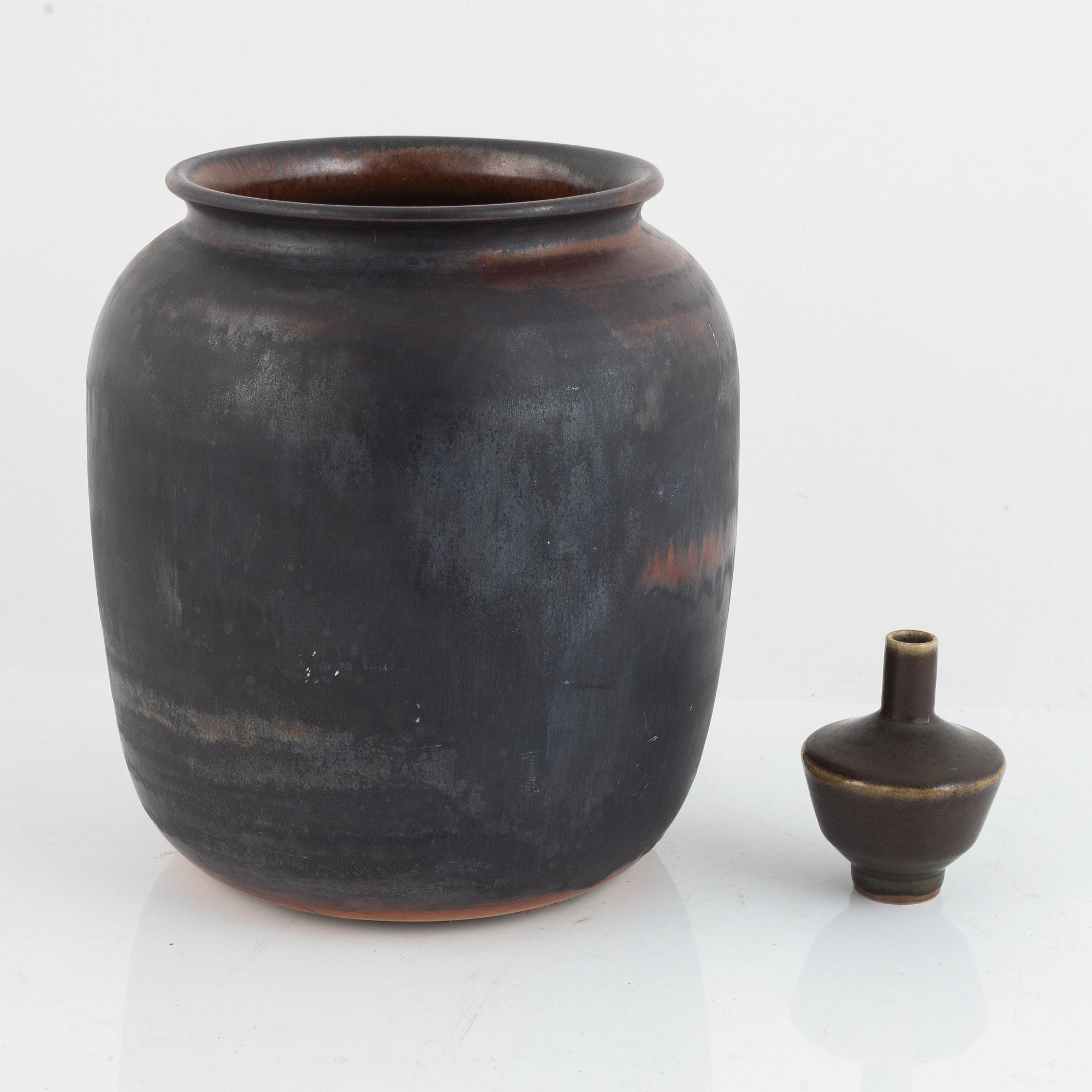 Carl-Harry Stålhane, two vases, Designhuset and Rörstrand.