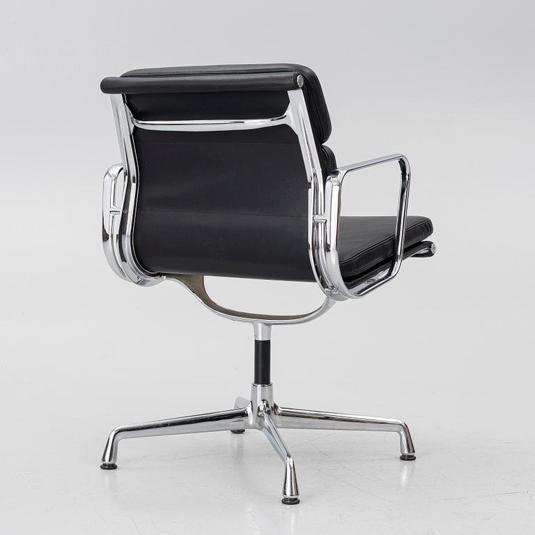 Charles & Ray Eames, Chair, “Soft Pad Alu Chair”, model EA208, Vitra.