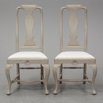 A set of 10 baroque-style chairs from around 1900.