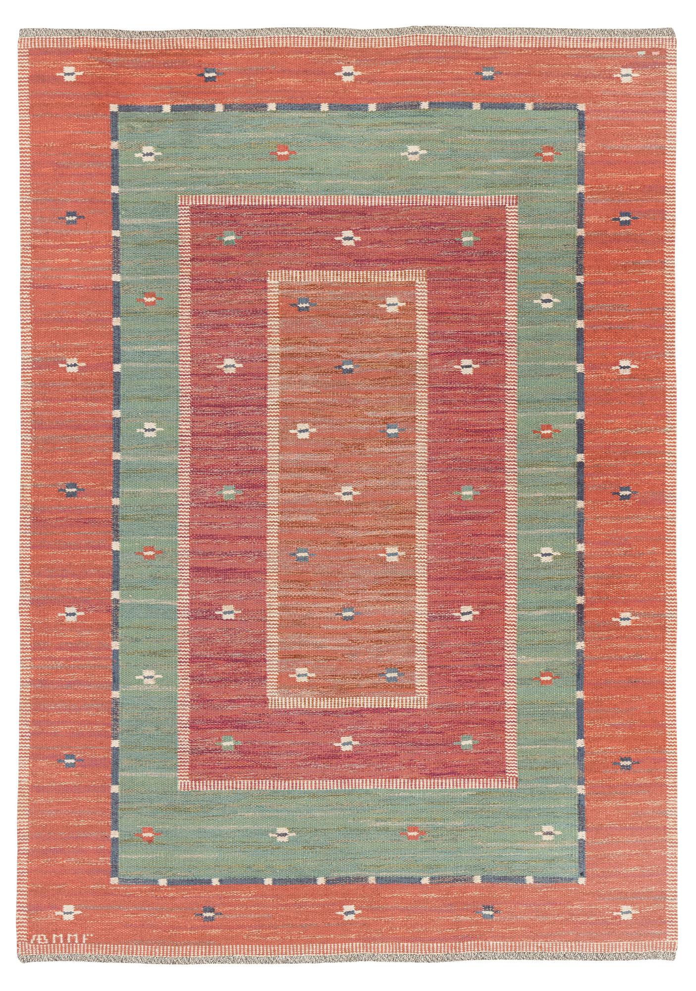 Märta Måås-Fjetterström, matta, "Röda Bårdmattan med grönt", rölakan, ca 242 x 170 cm, signerad AB MMF.