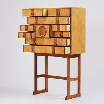 Josef Frank, a model B 2215 cabinet, Svenskt Tenn, post 1985.