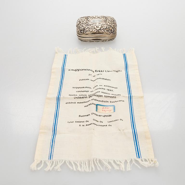 Tvålkopp, silver, Thomas Johnson II, London 1889.