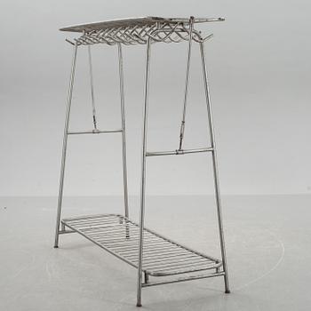 KLÄDSTÄLLNING, 1900-tal.