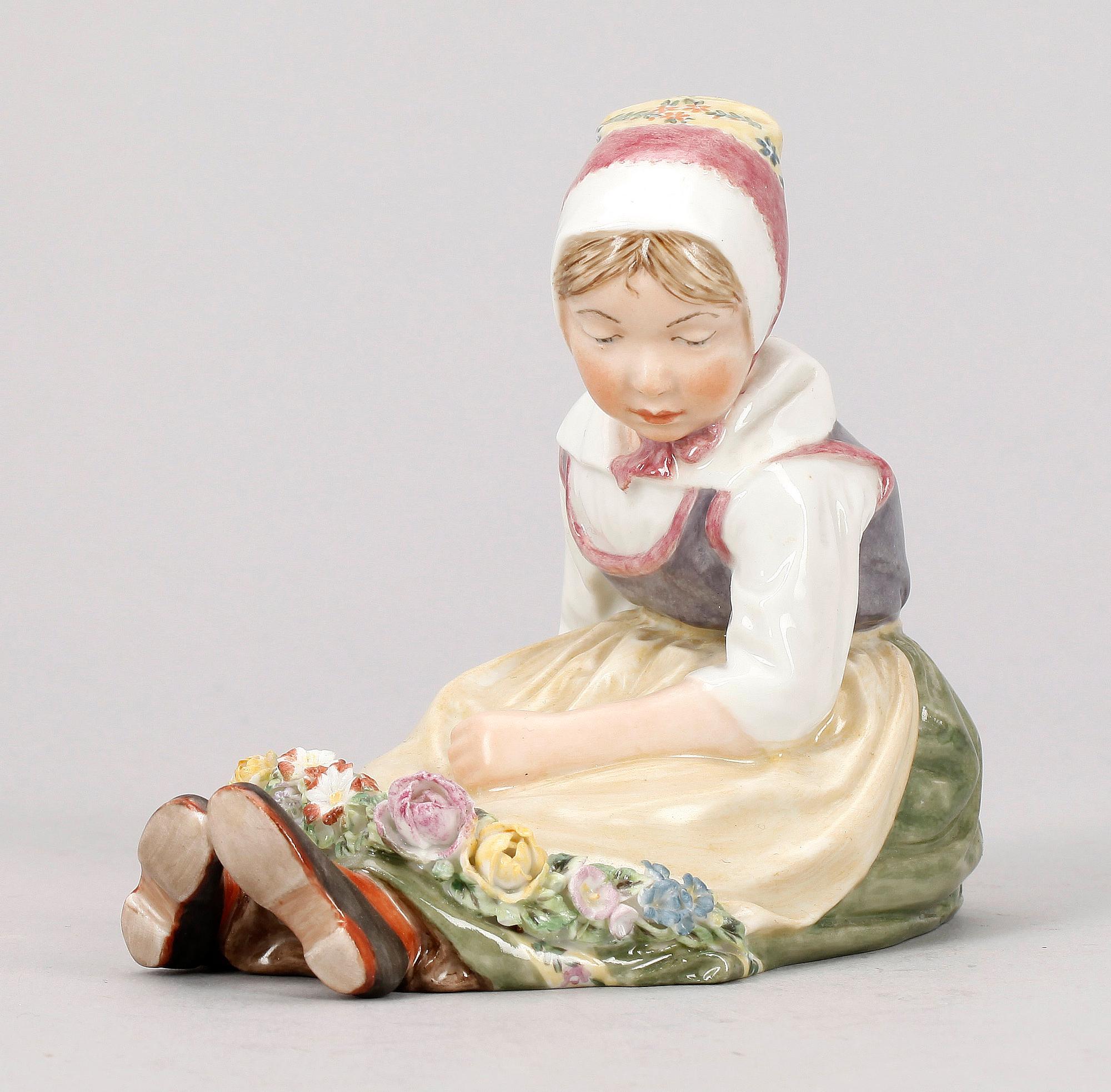 FIGURIN, porslin, Royal Copenhagen.
