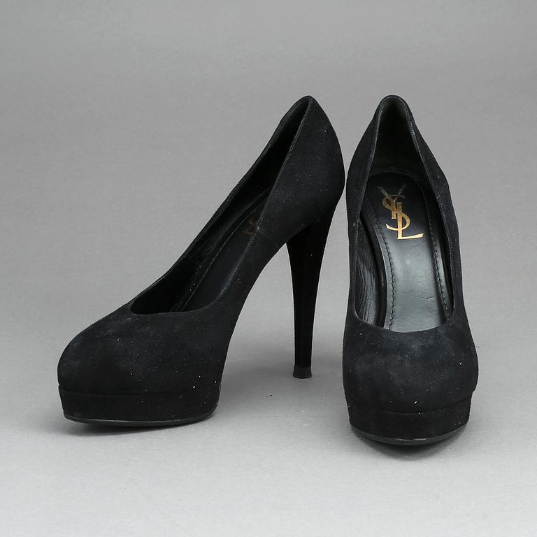 PUMPS, ett par, Yves saint Laurent.