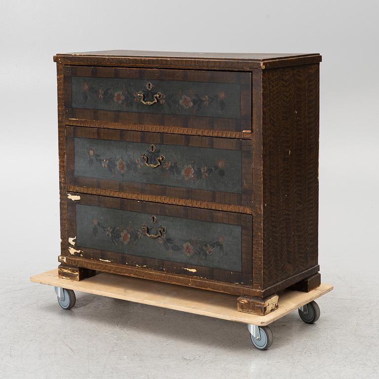 A chest of drawers, late 19th century.