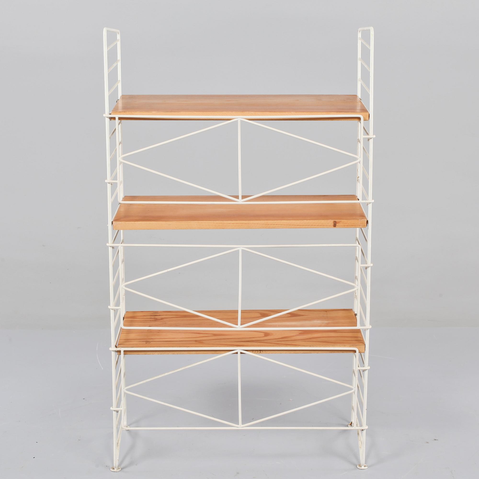 BOKHYLLA, String-modell, 1900-talets mitt.